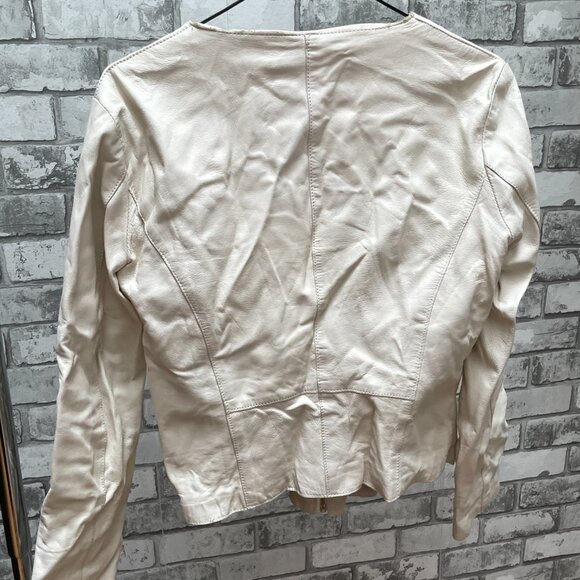 Leather Jacket - Picture 6 of 8